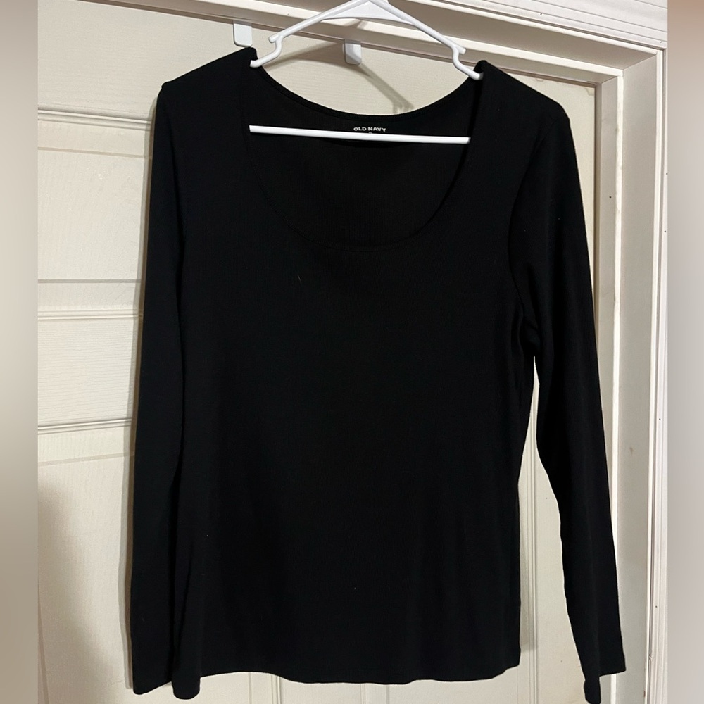 Old Navy ribbed long sleeve shirt